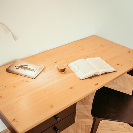 דירות ורשה Wilcza Apartament מראה חיצוני תמונה